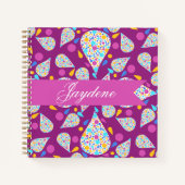 Kleurrijke bloemblaadjes en Stippen Paarse roze Notitieboek (Voorkant)