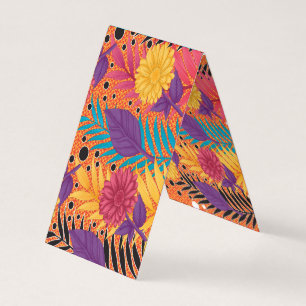 Kleurrijke bloemen en bladeren op een zwarte achte visitekaartje