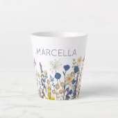 Kleurrijke bloemen en vlinders Custom Name Latte Mok (Voorkant)