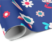 Kleurrijke bloemen op een donkerblauwe achtergrond cadeaupapier (Rol Hoek)