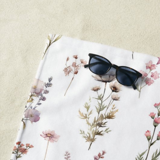 Kleurrijke bloemen, wilde bloemen, tuin bloemen strandlaken (In situ)