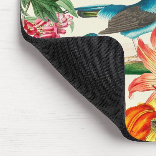 Kleurrijke bloementuin met prachtige vogels muismat (Hoek)