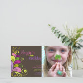 Kleurrijke bloemige bladeren verjaardagsuitnodigin (Staand voorkant)