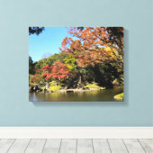 Kleurrijke bomen in Japanse tuin Canvas Afdruk (Insitu (Houten vloer))