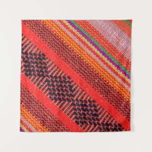 Kleurrijke breikleding met meerdere kleuren van he wandkleed