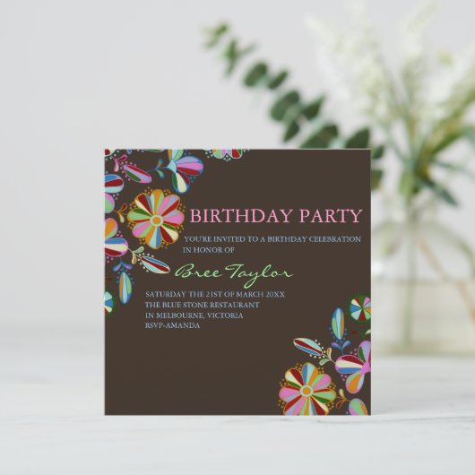 Kleurrijke Bruine Retro Bloem Verjaardag Uitnodige Kaart (Staand voorkant)