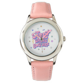 Kleurrijke bubbelletter citaat horloge
