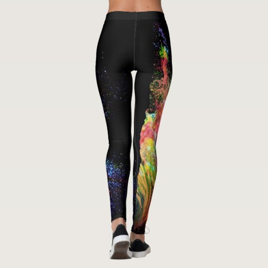 Kleurrijke buitenruimtesonde minimalistische vrouw leggings (Achterkant)