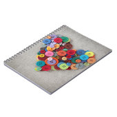 Kleurrijke Buttonnen Notitieboek (Linkerzijde)