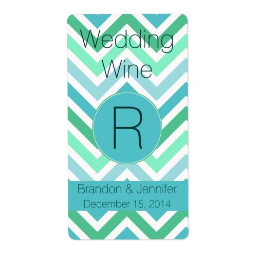 Kleurrijke Chevron Monogram Bruiloft Mini Wijn Lab Etiket (Voorkant)