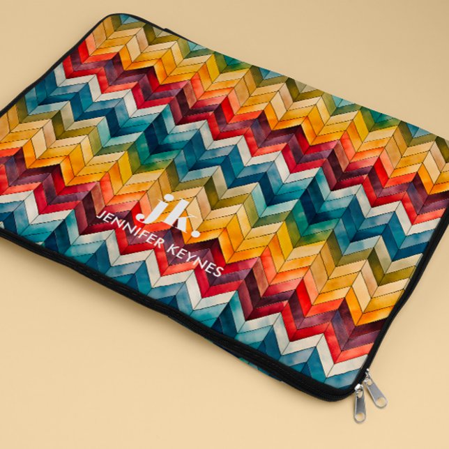  Kleurrijke Chevron Monogram Regenboog Laptop Sleeve (Retro vintage rainbow big bold monogram chevron pattern, Stylish monogrammed gift for girl)