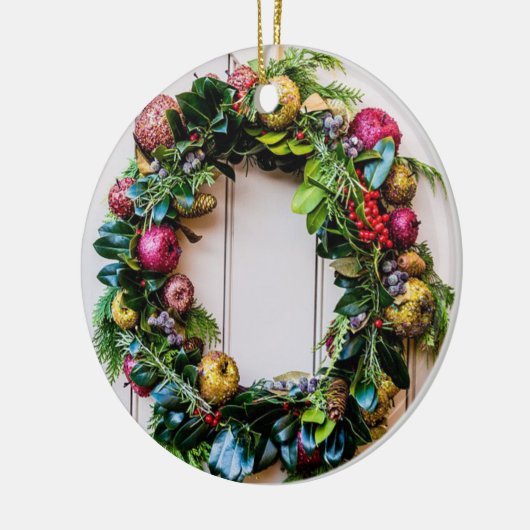 Kleurrijke Christmas Wreath Country Keramisch Ornament (Links)
