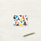 Kleurrijke, coole, trendy, moderne geometrische vo post-it® notes (Op bureau)