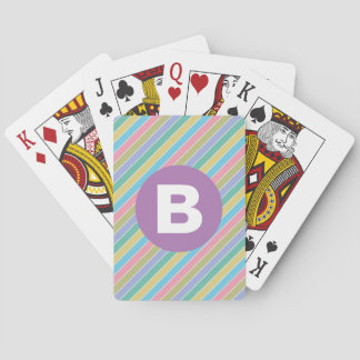 Kleurrijke diagonale snoepstrepen paarse monogram pokerkaarten