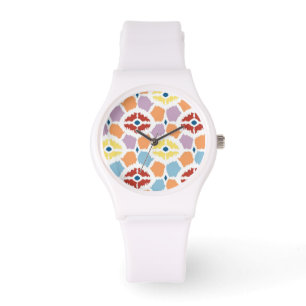 Kleurrijke diamanten die geometrisch zijn horloge