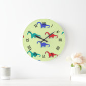Kleurrijke dino op groen grote klok (Huis)