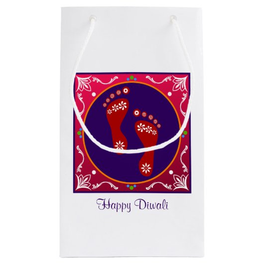 kleurrijke diwali rangoli met voetafdruk klein cadeauzakje (Achterkant)