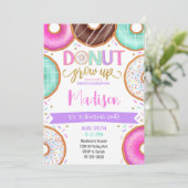 Kleurrijke Donuts Meisjes Verjaardag uitnodiging (Staand voorkant)