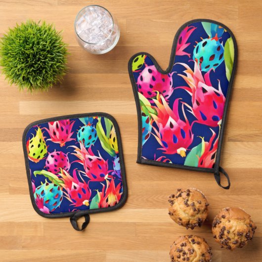 Kleurrijke Dragon Fruit Ovenwant & Pannenlap Set (Top down)