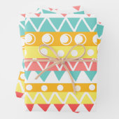 Kleurrijke driehoeken en cirkels inpakpapier vel (In situ)