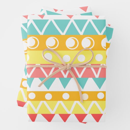 Kleurrijke driehoeken en cirkels inpakpapier vel (In situ)