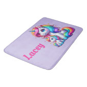 Kleurrijke Eenhoorns, Monogrammed met Naam | Badmat (Gekanteld)