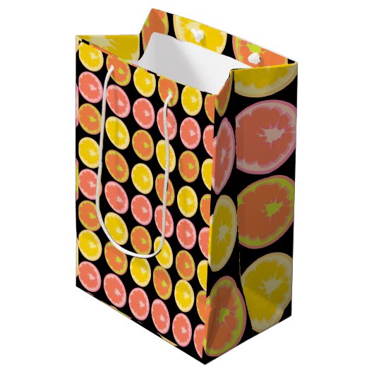 Kleurrijke en helderrode grapefruit plakjes medium cadeauzakje (Voorkant Gekanteld)