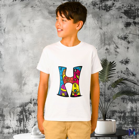 Kleurrijke en leuke Monogram H Tribal en Doodle T-shirt