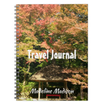 Kleurrijke esdoorns en theehuis