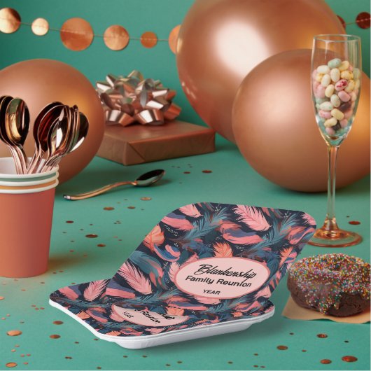 Kleurrijke familie reünie veer achtergrond papier papieren bordje (Multi)