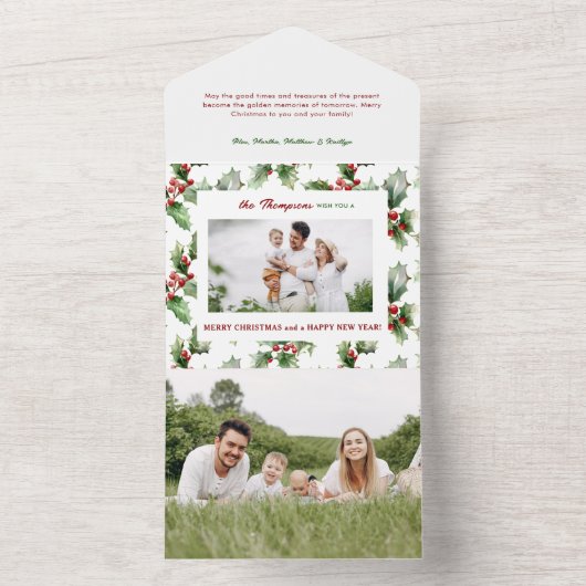 Kleurrijke feestelijke Bold Christmas Holly Foto All In One Uitnodiging (Binnen)