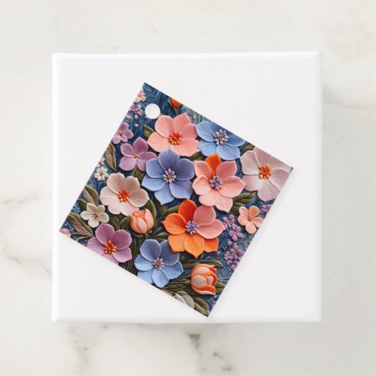 Kleurrijke Floral Needlepoint Art Gift Labels (In situ)