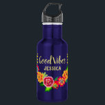 Kleurrijke Floral Wreath Modern Good Vibes Waterfles<br><div class="desc">Helderkleurige bloemen die jouw naam en 'Good Vibes' of je eigen boodschap maken.</div>