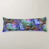 Kleurrijke fluctuatie van virtueel afbeelding over lichaamskussen (Voorkant)