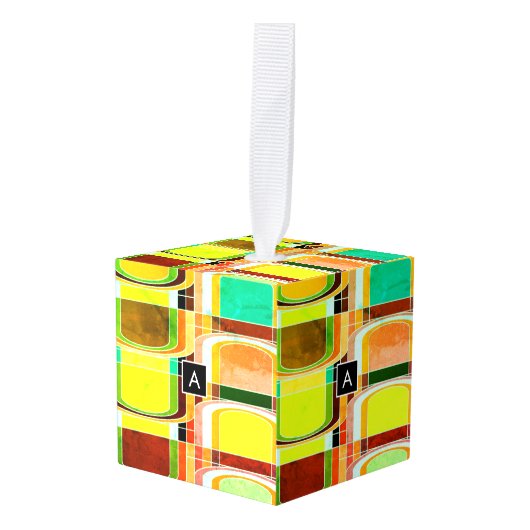 Kleurrijke Funky Retro geïnspireerd Kubus Ornament (Voorkant hoekig)