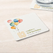 Kleurrijke Geel Rood Groene Ballonnen Kinderen Ver Kartonnen Onderzetters (Schuin)