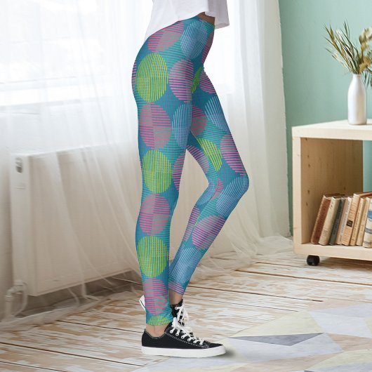 Kleurrijke geometrische abstracte cirkels op blauw leggings
