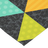 Kleurrijke geometrische driehoeken korte tafelloper (Hoek)