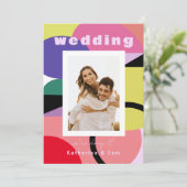 Kleurrijke geometrische eigentijdse 2 foto bruilof kaart (Staand voorkant)