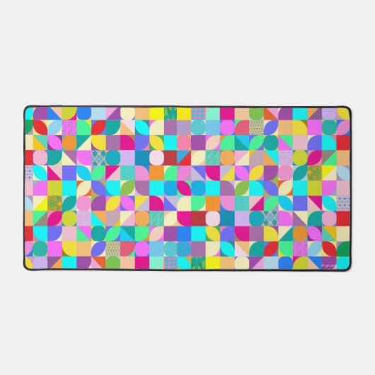 Kleurrijke geometrische kunst, leuke moderne trend bureaumat (Voorkant)