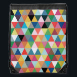 Kleurrijke geometrische patroon trekkoord rugzak<br><div class="desc">Kanaal uw innerlijke kind met deze kleurrijke geometrische driehoek patroon trekkoord rugzak! Het ontwerp doet denken aan het kijken naar een doos krijtjes - de grote soort met de slijper in de rug! Het is als een droom die uitkomt, want er is geen gebroken tip in het bos! Dit ontwerp...</div>