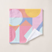 Kleurrijke geometrische vormen in pastroze en blau bad handdoek (Wasdoekje)