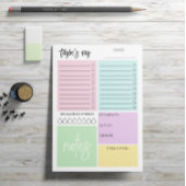 Kleurrijke georganiseerde dag om lijsten te doen m post-it® notes