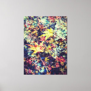 Kleurrijke gevallen bladeren in water Abstract Canvas Afdruk