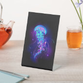 Kleurrijke gloeiende kwal reclamebord met voetstuk (Insitu)