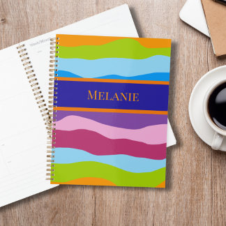 Kleurrijke golven met naam planner