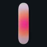 kleurrijke gradiënt persoonlijk skateboard<br><div class="desc">Verloopontwerp - aura - effect - groen,  Lila,  Oranje en roze ombre.</div>