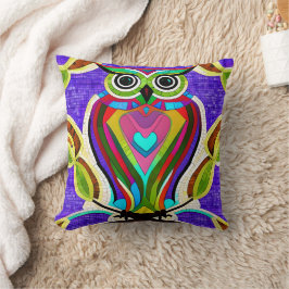 Kleurrijke grillige uil met hart kussen