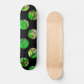 Kleurrijke groene cirkels op zwart persoonlijk skateboard (Voorkant)