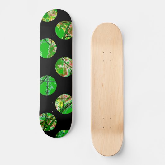 Kleurrijke groene cirkels op zwart persoonlijk skateboard (Voorkant)
